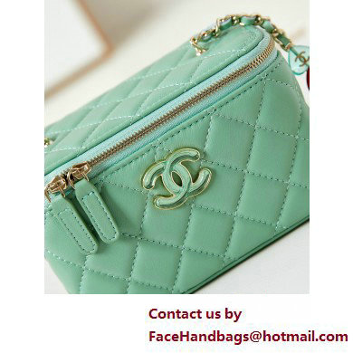 Chanel Lambskin, Resin  &  Gold-Tone Metal Clutch with Chain Bag AP3213 Green 2025